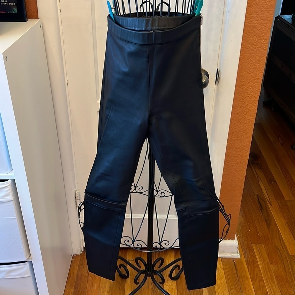 Massimo Dutti Leather Skinny Pants-Size XS